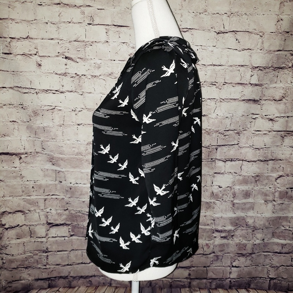 Cute Vintage Style retro look Bird Shirt - Picture 4 of 6